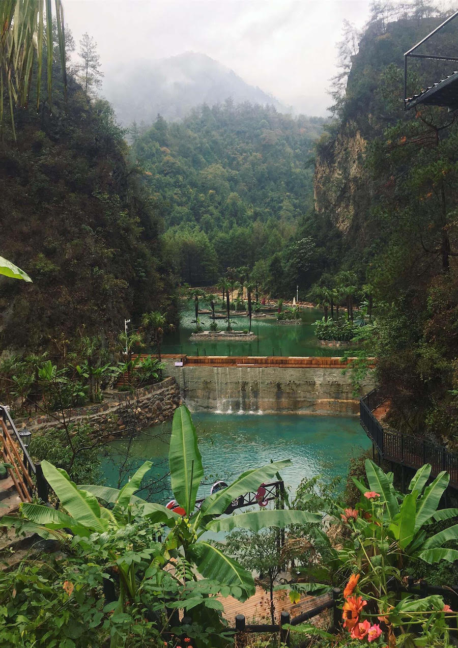 Riverbed development into a three-level tourist pool, Hunan, China