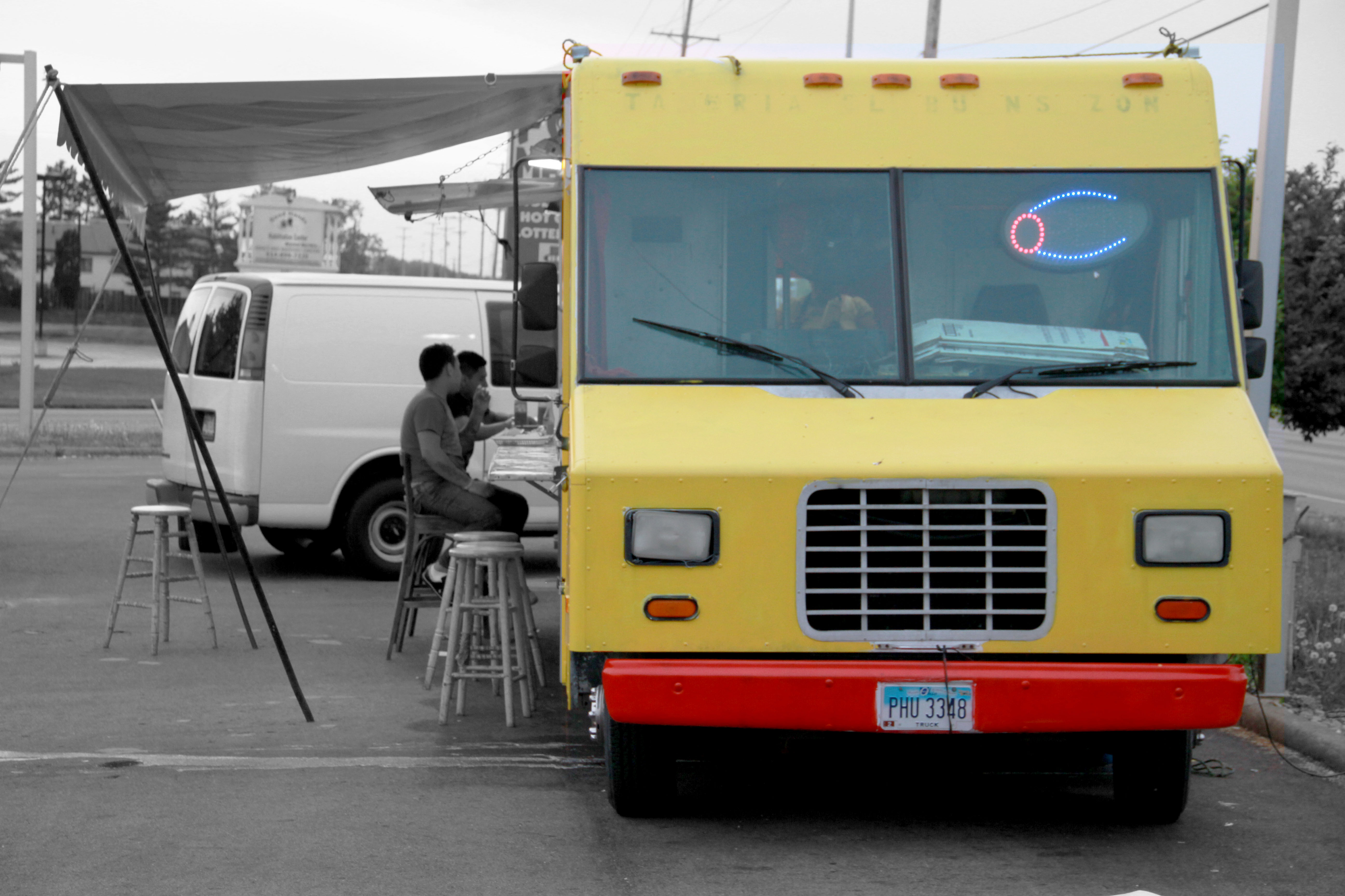 yellow taco truck