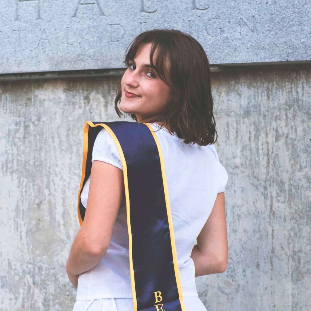 Marina Mezhibovsky in front of Bauer Wurster Hall